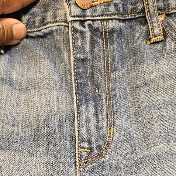 GAP 1969 Jeans - Picture 5 of 5